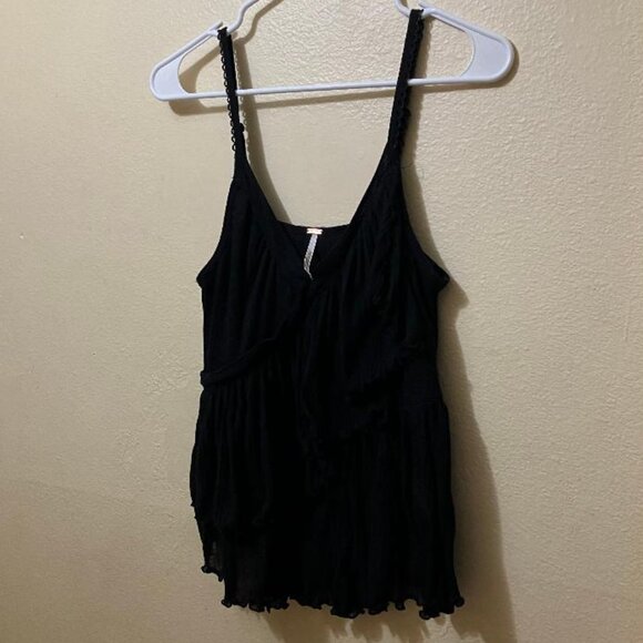 Free People Womens Black Cropped Asymmetrical Ruffle Lettuce Hem Tank Top Medium - Picture 1 of 5
